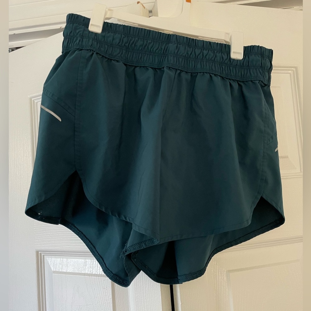M teal target all in motion athletic shorts